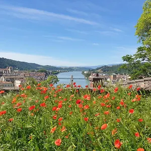 la-batie.hotels-rhonealpes.com/